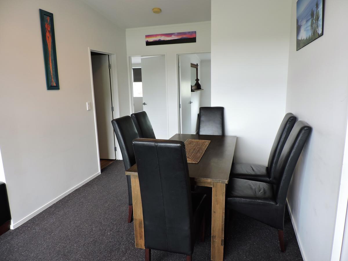 Rimu Park Lodge โอฮาคูเน ภายนอก รูปภาพ