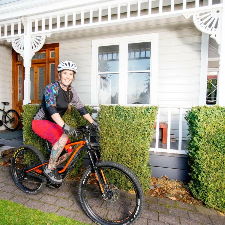 Rimu Park Lodge โอฮาคูเน ภายนอก รูปภาพ